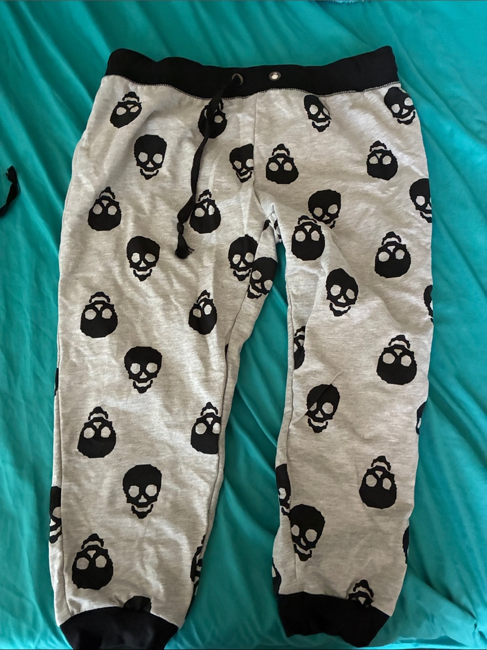 Skull joggers. New.